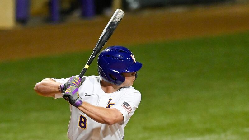 LSU left fielder Gavin Dugas (8)