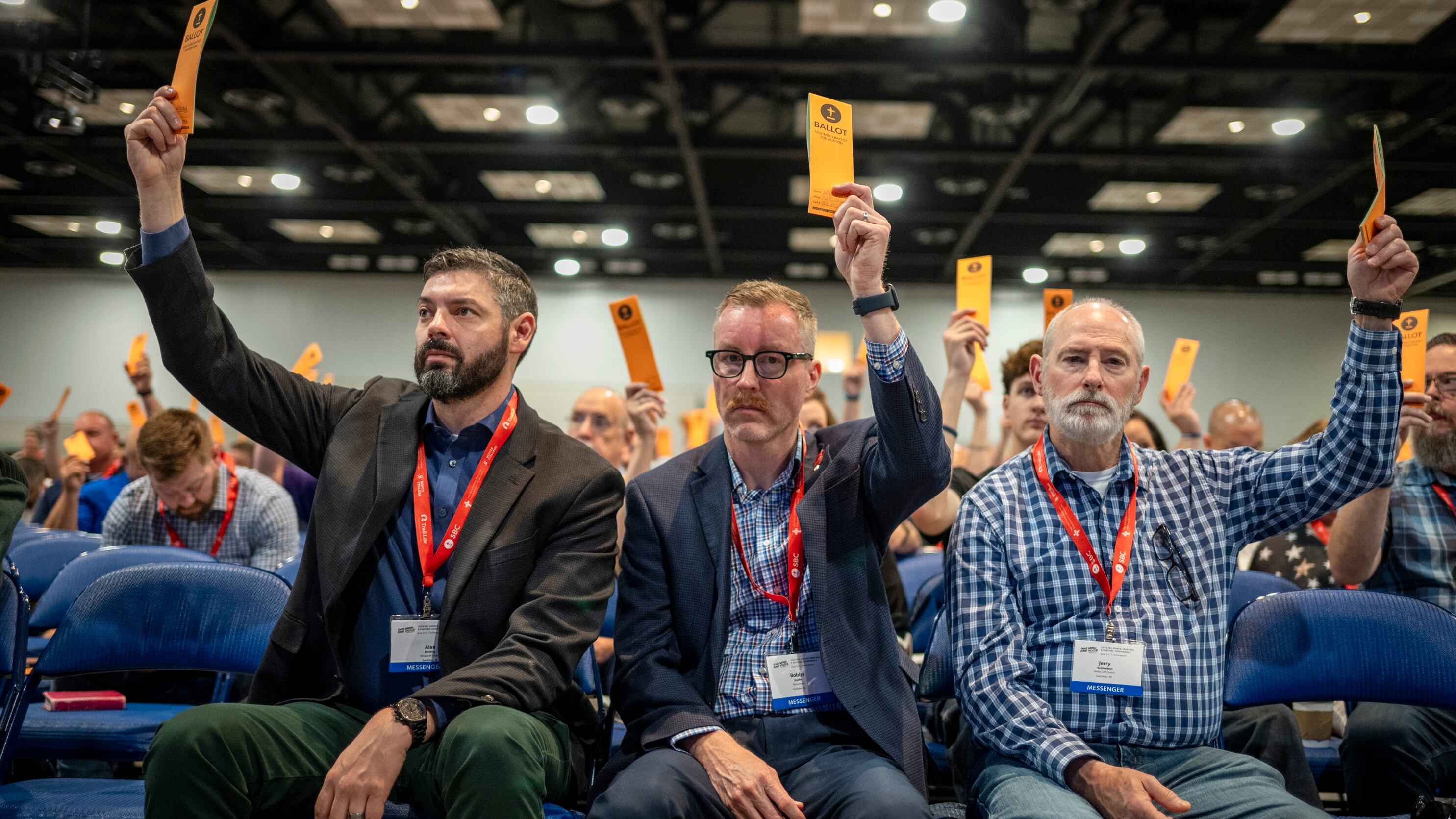 Southern Baptists reject formal ban on churches with any women pastors - Vimarsana News