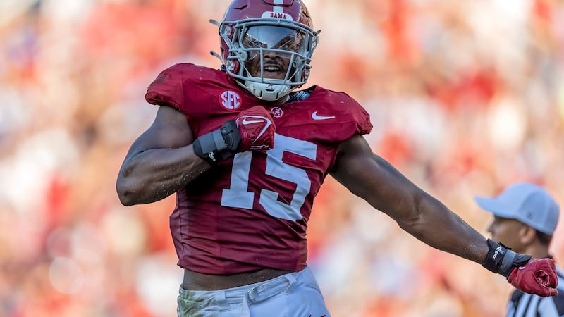Alabama linebacker Dallas Turner (15) celebrates a sack against Mississippi during the second...