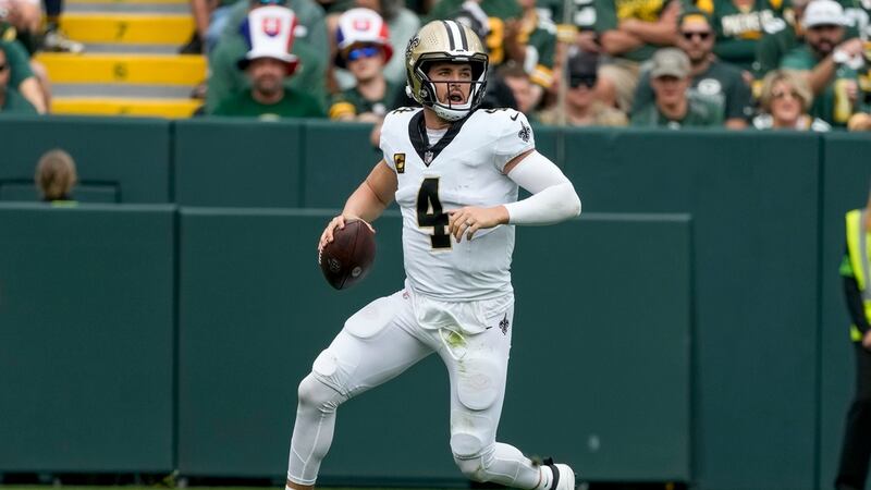 Carr sat out practice on Wednesday and Thursday. He’s been diagnosed with an sprained AC joint...
